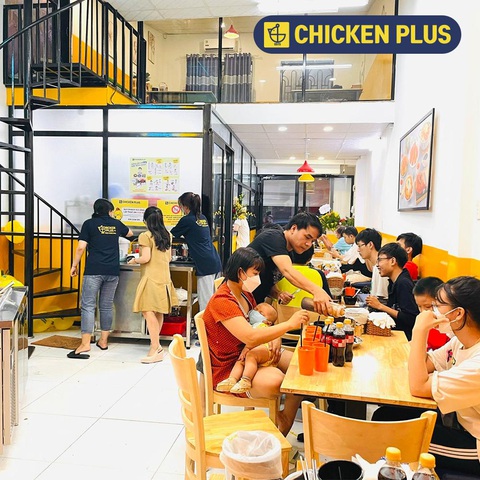 Hấp dẫn với mô hình kinh doanh gà rán Hàn Quốc - Ảnh 2. Hấp dẫn với mô hình kinh doanh gà rán Hàn Quốc - Ảnh 2.