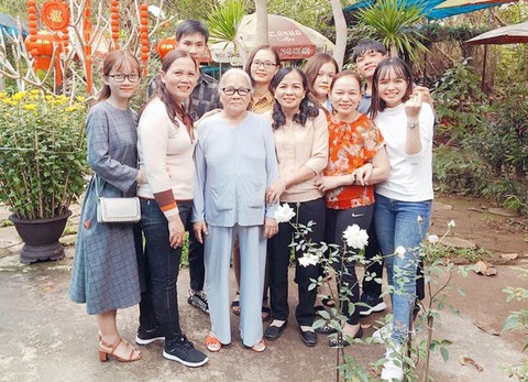 5 anh em trong đại gia đình cùng chọn học ĐH Duy Tân - Ảnh 1. 5 anh em trong đại gia đình cùng chọn học ĐH Duy Tân - Ảnh 1.