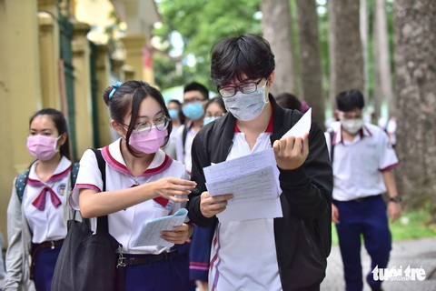 Bịt kẽ hở để chấm dứt lộ đề thi - Ảnh 1. Bịt kẽ hở để chấm dứt lộ đề thi - Ảnh 1.
