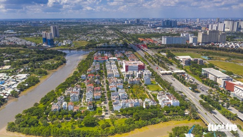Ông Tất Thành Cang bị đề nghị truy tố trong vụ bán rẻ 2 dự án gây thiệt hại gần 500 tỉ - Ảnh 1. Ông Tất Thành Cang bị đề nghị truy tố trong vụ bán rẻ 2 dự án gây thiệt hại gần 500 tỉ - Ảnh 1.