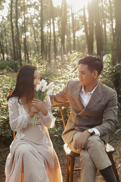 Tình mạng - Kỳ 5: Khúc ballad mình cưới nhau đi sau những cú quẹt - Ảnh 2. Tình mạng - Kỳ 5: Khúc ballad mình cưới nhau đi sau những cú quẹt - Ảnh 2.
