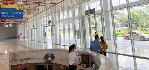 Giải ế cho bến xe Miền Đông mới cần có sự đồng bộ và đồng lòng - Ảnh 1. Giải ế cho bến xe Miền Đông mới cần có sự đồng bộ và đồng lòng - Ảnh 1.
