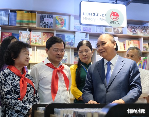 Chủ tịch nước: Chúc các cháu thiếu nhi tìm thấy người bạn tốt từ trang sách - Ảnh 1. Chủ tịch nước: Chúc các cháu thiếu nhi tìm thấy người bạn tốt từ trang sách - Ảnh 1.