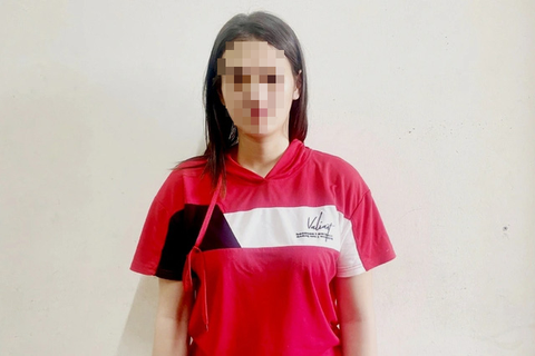 Cô gái bịa chuyện bố chết để lừa đảo tiền của người quen - Ảnh 1. Cô gái bịa chuyện bố chết để lừa đảo tiền của người quen - Ảnh 1.