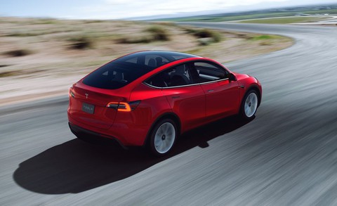 Tesla tiếp tục tăng giá bán ôtô điện - Ảnh 1. Tesla tiếp tục tăng giá bán ôtô điện - Ảnh 1.