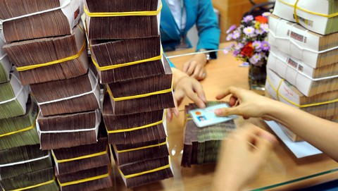 Tiền mặt, chuyện trọng đại quốc gia - Ảnh 1. Tiền mặt, chuyện trọng đại quốc gia - Ảnh 1.