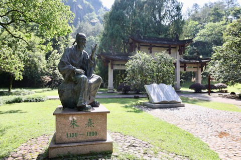 ‘Ngao du sơn thủy’ qua loạt di sản thế giới ở Trung Quốc - Ảnh 9. ‘Ngao du sơn thủy’ qua loạt di sản thế giới ở Trung Quốc - Ảnh 9.