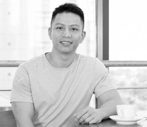 Ngô Minh Hiếu được Apple cảm ơn; Diễn viên Hoàng Phi bị bắt chung với Hữu Tín là ai? - Ảnh 3. Ngô Minh Hiếu được Apple cảm ơn; Diễn viên Hoàng Phi bị bắt chung với Hữu Tín là ai? - Ảnh 3.