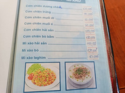 Sẽ xử phạt nhà hàng bị khách tố bán mì xào chặt chém - Ảnh 3. Sẽ xử phạt nhà hàng bị khách tố bán mì xào chặt chém - Ảnh 3.
