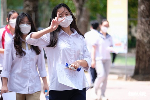 Đề văn thi vào lớp 10 ở Hà Nội: Thí sinh nói đề vừa sức - Ảnh 6. Đề văn thi vào lớp 10 ở Hà Nội: Thí sinh nói đề vừa sức - Ảnh 6.