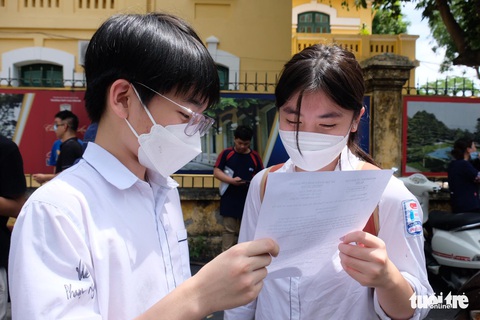 Đề văn thi vào lớp 10 ở Hà Nội: Thí sinh nói đề vừa sức - Ảnh 7. Đề văn thi vào lớp 10 ở Hà Nội: Thí sinh nói đề vừa sức - Ảnh 7.