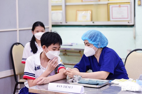 Bản tin COVID-19 chiều 18-6: Gần 700 ca nhiễm mới, 0 ca tử vong - Ảnh 1. Bản tin COVID-19 chiều 18-6: Gần 700 ca nhiễm mới, 0 ca tử vong - Ảnh 1.