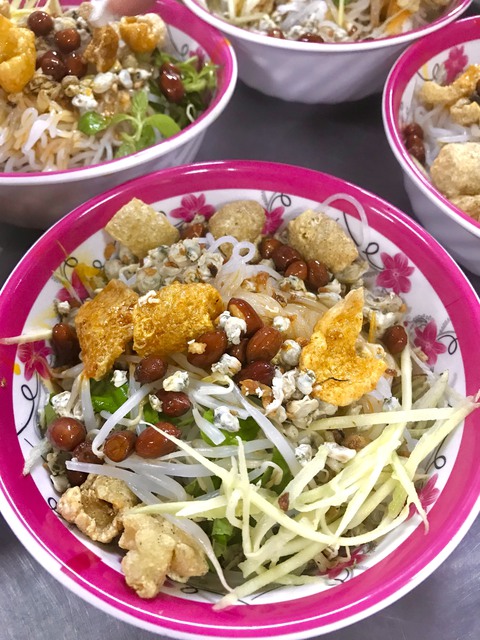 Về cố đô Huế đắm mình vào thiên nhiên đẹp như tranh, như thơ - Ảnh 13. Về cố đô Huế đắm mình vào thiên nhiên đẹp như tranh, như thơ - Ảnh 13.