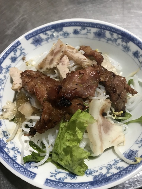 Về cố đô Huế đắm mình vào thiên nhiên đẹp như tranh, như thơ - Ảnh 14. Về cố đô Huế đắm mình vào thiên nhiên đẹp như tranh, như thơ - Ảnh 14.