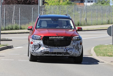 SUV siêu sang cho nhà giàu Mercedes-Maybach GLS chuẩn bị được nâng cấp - Ảnh 2. SUV siêu sang cho nhà giàu Mercedes-Maybach GLS chuẩn bị được nâng cấp - Ảnh 2.