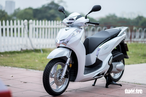 Dân buôn chào giá Honda SH300i 280 triệu đồng, cao gần gấp đôi bản 350 phân khối - Ảnh 10. Dân buôn chào giá Honda SH300i 280 triệu đồng, cao gần gấp đôi bản 350 phân khối - Ảnh 10.