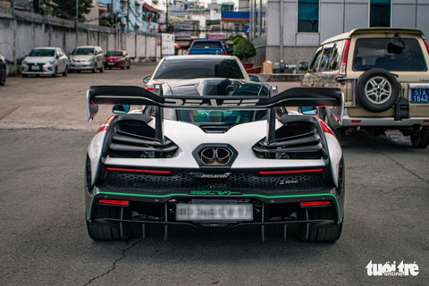 Chiêm ngưỡng McLaren Senna thứ hai về Việt Nam: Giá hàng chục tỉ đồng, khoác bộ áo đặc biệt - Ảnh 8. Chiêm ngưỡng McLaren Senna thứ hai về Việt Nam: Giá hàng chục tỉ đồng, khoác bộ áo đặc biệt - Ảnh 8.