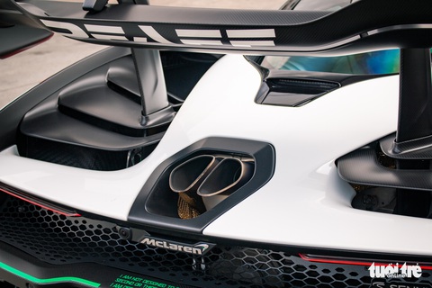 Chiêm ngưỡng McLaren Senna thứ hai về Việt Nam: Giá hàng chục tỉ đồng, khoác bộ áo đặc biệt - Ảnh 9. Chiêm ngưỡng McLaren Senna thứ hai về Việt Nam: Giá hàng chục tỉ đồng, khoác bộ áo đặc biệt - Ảnh 9.