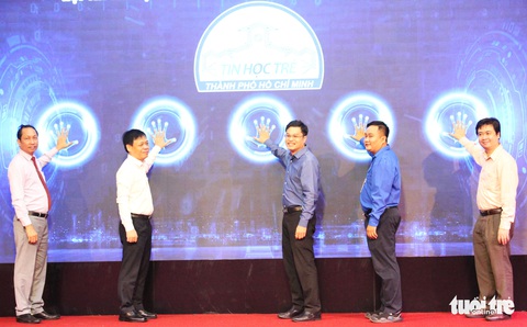 Hơn 400 học sinh TP.HCM so tài khả năng tin học - Ảnh 3. Hơn 400 học sinh TP.HCM so tài khả năng tin học - Ảnh 3.