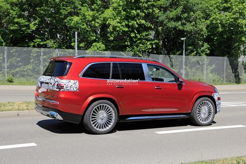 SUV siêu sang cho nhà giàu Mercedes-Maybach GLS chuẩn bị được nâng cấp - Ảnh 3. SUV siêu sang cho nhà giàu Mercedes-Maybach GLS chuẩn bị được nâng cấp - Ảnh 3.