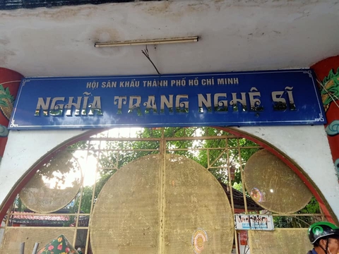 Quận Gò Vấp chưa có chủ trương đổi tên chùa nghệ sĩ thành Nghĩa trang nghệ sĩ - Ảnh 1. Quận Gò Vấp chưa có chủ trương đổi tên chùa nghệ sĩ thành Nghĩa trang nghệ sĩ - Ảnh 1.