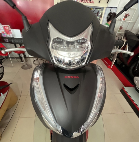 Dân buôn chào giá Honda SH300i 280 triệu đồng, cao gần gấp đôi bản 350 phân khối - Ảnh 1. Dân buôn chào giá Honda SH300i 280 triệu đồng, cao gần gấp đôi bản 350 phân khối - Ảnh 1.