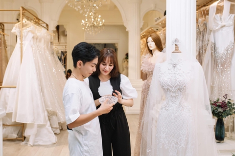 Công Lý trở lại đóng phim, Khánh Thi - Phan Hiển chuẩn bị cưới - Ảnh 3. Công Lý trở lại đóng phim, Khánh Thi - Phan Hiển chuẩn bị cưới - Ảnh 3.