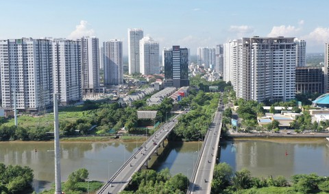 TP.HCM: Đưa 4 huyện lên thành phố, 1 huyện lên quận - Ảnh 1. TP.HCM: Đưa 4 huyện lên thành phố, 1 huyện lên quận - Ảnh 1.