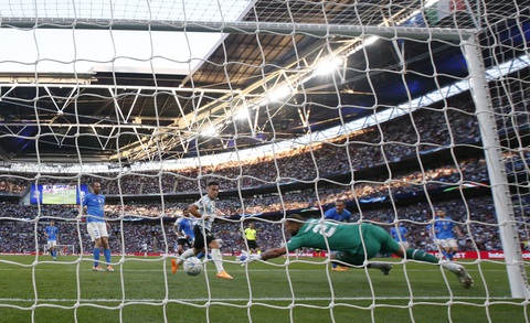 Messi tỏa sáng giúp Argentina đè bẹp Ý, đoạt Siêu cúp liên lục địa - Ảnh 2. Messi tỏa sáng giúp Argentina đè bẹp Ý, đoạt Siêu cúp liên lục địa - Ảnh 2.