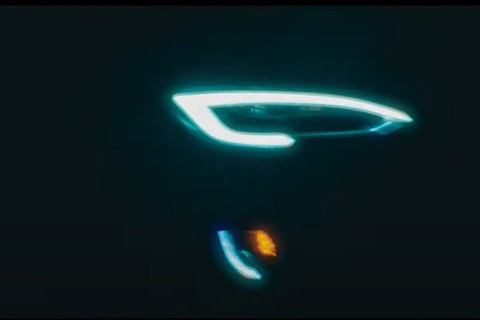 Xe Tesla xuất hiện trong video quảng cáo của... BMW - Ảnh 4. Xe Tesla xuất hiện trong video quảng cáo của... BMW - Ảnh 4.