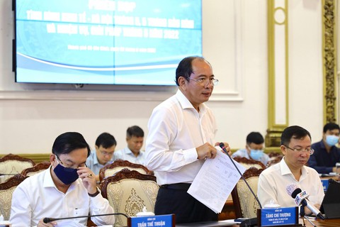 Tiêm vắc xin phòng COVID-19 tại TP.HCM đang khó khăn do tâm lý người dân - Ảnh 1. Tiêm vắc xin phòng COVID-19 tại TP.HCM đang khó khăn do tâm lý người dân - Ảnh 1.