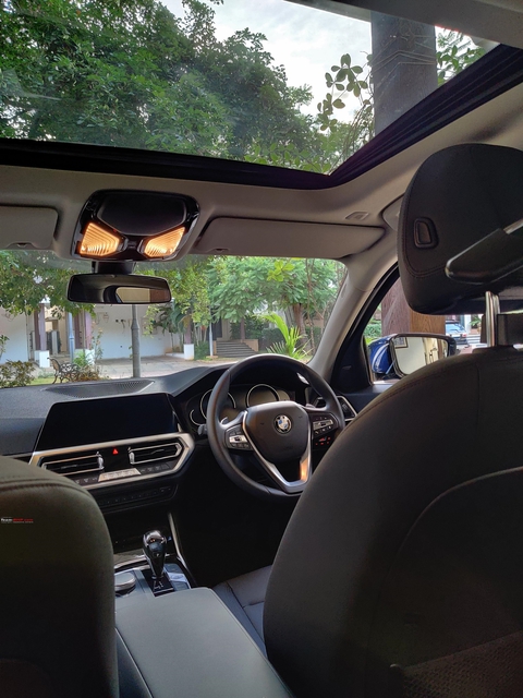 Lái BMW 330i Sport mạnh mẽ nhưng khó ra vào - Ảnh 8. Lái BMW 330i Sport mạnh mẽ nhưng khó ra vào - Ảnh 8.