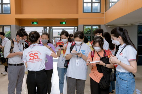 Chứng chỉ IELTS - tấm ‘vé thông hành’ đến những công ty hàng đầu thế giới - Ảnh 1. Chứng chỉ IELTS - tấm ‘vé thông hành’ đến những công ty hàng đầu thế giới - Ảnh 1.