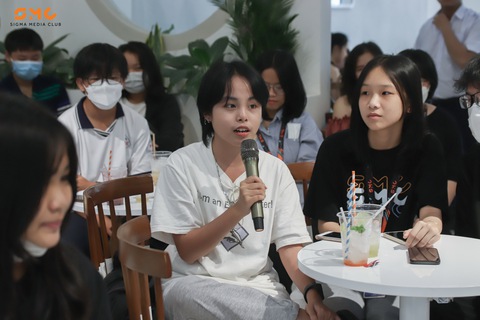 Học sinh chia sẻ áp lực đồng trang lứa - Ảnh 1. Học sinh chia sẻ áp lực đồng trang lứa - Ảnh 1.