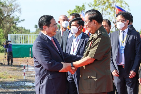 Ông Hun Sen: Việt Nam không có nhu cầu lấy đất của ta, ta cũng không có nhu cầu lấy đất Việt Nam - Ảnh 2. Ông Hun Sen: Việt Nam không có nhu cầu lấy đất của ta, ta cũng không có nhu cầu lấy đất Việt Nam - Ảnh 2.