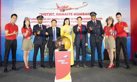 Vietjet mở đường bay TP.HCM - Hà Nội đến Mumbai - Ảnh 1. Vietjet mở đường bay TP.HCM - Hà Nội đến Mumbai - Ảnh 1.