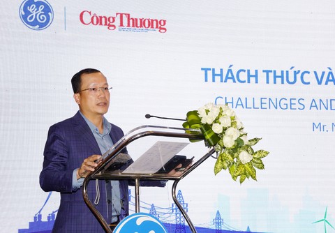 Tiêu thụ điện lập kỷ lục do nắng nóng, năng lượng tái tạo bùng nổ thách thức hệ thống vận hành - Ảnh 1. Tiêu thụ điện lập kỷ lục do nắng nóng, năng lượng tái tạo bùng nổ thách thức hệ thống vận hành - Ảnh 1.