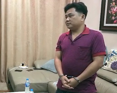 Khởi tố, bắt giam giám đốc và 2 người pha chế, buôn bán xăng giả tại Bà Rịa - Vũng Tàu - Ảnh 1. Khởi tố, bắt giam giám đốc và 2 người pha chế, buôn bán xăng giả tại Bà Rịa - Vũng Tàu - Ảnh 1.
