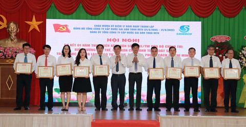 SAWACO biểu dương 134 nhân viên tiêu biểu - Ảnh 1. SAWACO biểu dương 134 nhân viên tiêu biểu - Ảnh 1.
