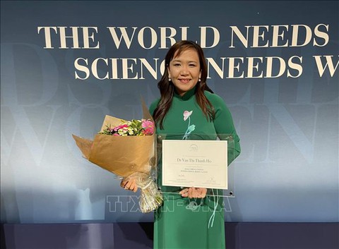 TS Hồ Thị Thanh Vân được trao giải thưởng Nhà khoa học nữ trẻ tài năng thế giới 2022 - Ảnh 1. TS Hồ Thị Thanh Vân được trao giải thưởng Nhà khoa học nữ trẻ tài năng thế giới 2022 - Ảnh 1.