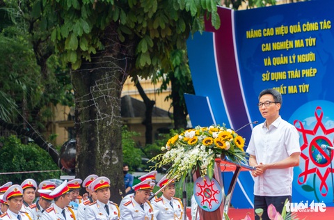 Phó thủ tướng Vũ Đức Đam: Ma túy là con đường ngắn nhất dẫn tới địa ngục - Ảnh 2. Phó thủ tướng Vũ Đức Đam: Ma túy là con đường ngắn nhất dẫn tới địa ngục - Ảnh 2.