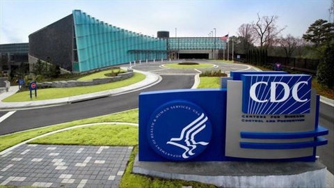 CDC Mỹ công bố sai sự thật tỉ lệ tử vong do COVID-19 ở trẻ em? - Ảnh 1. CDC Mỹ công bố sai sự thật tỉ lệ tử vong do COVID-19 ở trẻ em? - Ảnh 1.