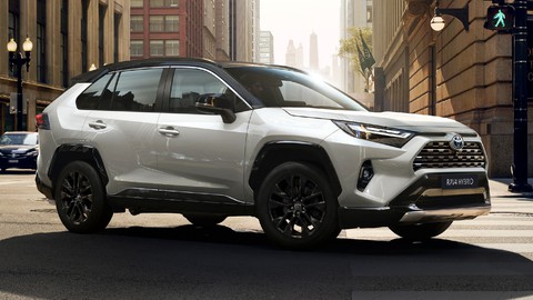 Xe bán chạy nhất thế giới Toyota RAV4 2023 bổ sung loạt trang bị mới - Ảnh 1. Xe bán chạy nhất thế giới Toyota RAV4 2023 bổ sung loạt trang bị mới - Ảnh 1.