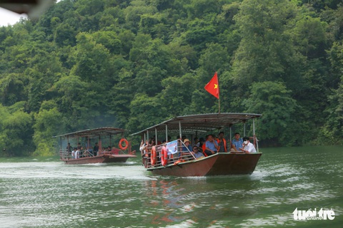 Hè về Bắc Giang: Ăn vải Lục Ngạn, cắm trại Đồng Cao, ngao du Tây Yên Tử - Ảnh 10. Hè về Bắc Giang: Ăn vải Lục Ngạn, cắm trại Đồng Cao, ngao du Tây Yên Tử - Ảnh 10.