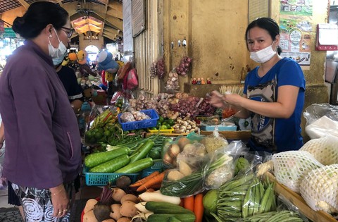 Giá cả hằng ngày 25-6: Chợ lẻ tham gia chương trình giảm giá; Giá heo hơi vượt 60.000 đồng/kg - Ảnh 1. Giá cả hằng ngày 25-6: Chợ lẻ tham gia chương trình giảm giá; Giá heo hơi vượt 60.000 đồng/kg - Ảnh 1.