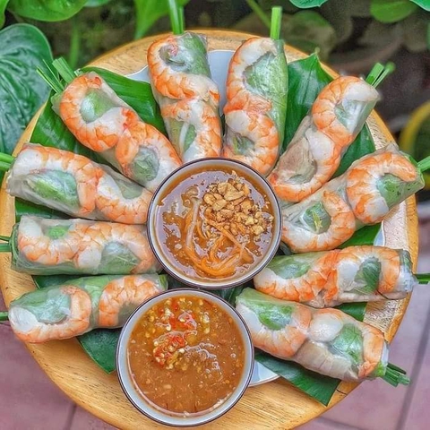 Gắp miếng gỏi cuốn chấm vô chén nước chấm rồi bỏ miệng, nghe lòng bổi hổi bồi hồi vì... ngon - Ảnh 3. Gắp miếng gỏi cuốn chấm vô chén nước chấm rồi bỏ miệng, nghe lòng bổi hổi bồi hồi vì... ngon - Ảnh 3.