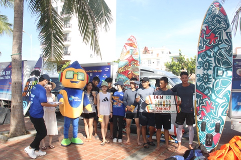 Chuyến xe ‘không tiền mặt’ được chào đón ở trung tâm du lịch miền Trung - Ảnh 6. Chuyến xe ‘không tiền mặt’ được chào đón ở trung tâm du lịch miền Trung - Ảnh 6.