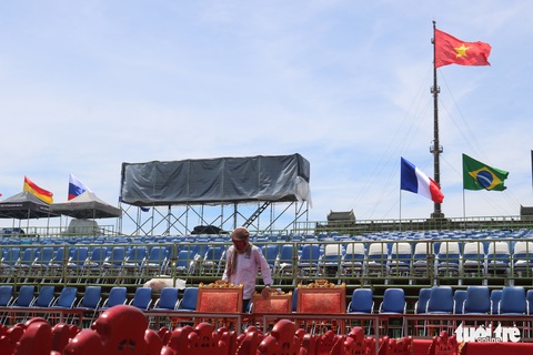 Nhiều công trình chạy đua trước giờ khai mạc Tuần lễ Festival Huế 2022 - Ảnh 2. Nhiều công trình chạy đua trước giờ khai mạc Tuần lễ Festival Huế 2022 - Ảnh 2.