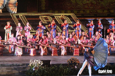 Khai màn Tuần lễ Festival Huế 2022: Một Huế rất thơ và hiện đại - Ảnh 1. Khai màn Tuần lễ Festival Huế 2022: Một Huế rất thơ và hiện đại - Ảnh 1.