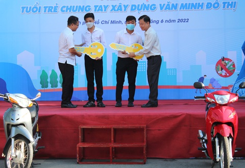 Tưng bừng ngày hội tuổi trẻ chung tay xây dựng đô thị văn minh, phòng chống ma túy - Ảnh 5. Tưng bừng ngày hội tuổi trẻ chung tay xây dựng đô thị văn minh, phòng chống ma túy - Ảnh 5.